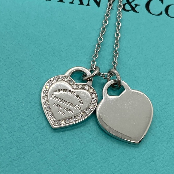 Return to Tiffany Mini Tags w/Diamonds 18k Gold - Picture 2 of 5